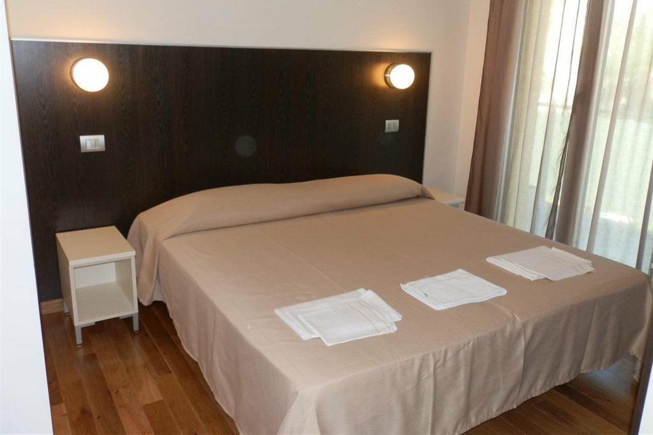 Hotel Daglingegneri à Pise Extérieur photo